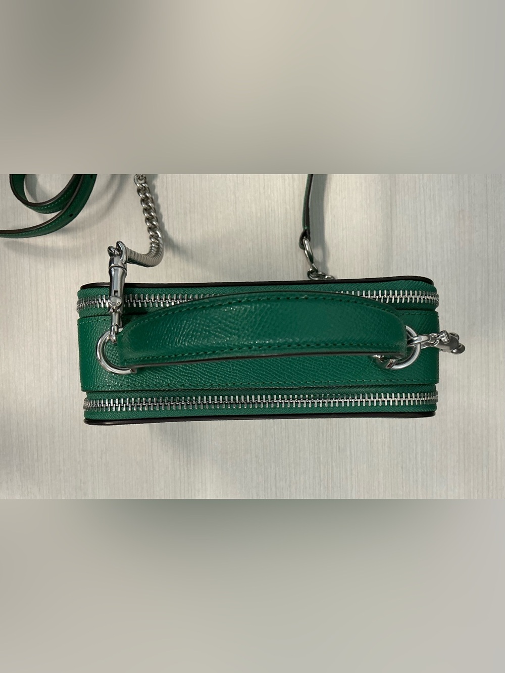 Authentic Coach Green Leather Crossbody Top-Handle Bag - Picture 8 of 8